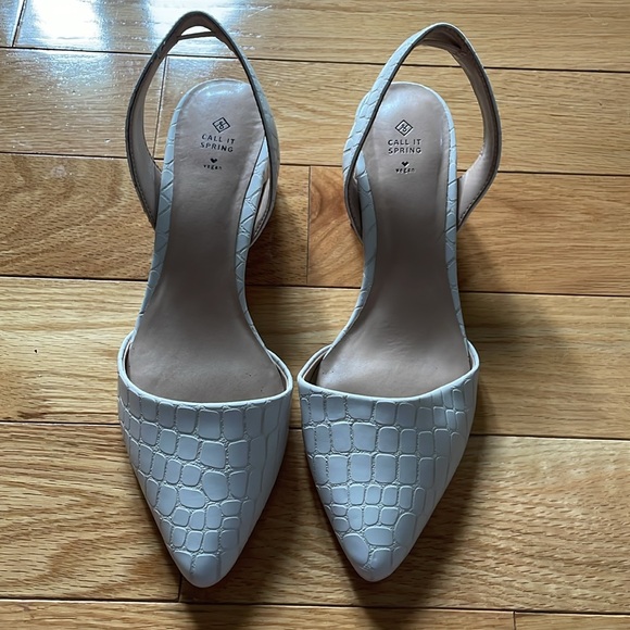 Call it Spring Sling Back Block Heels - Picture 3 of 6